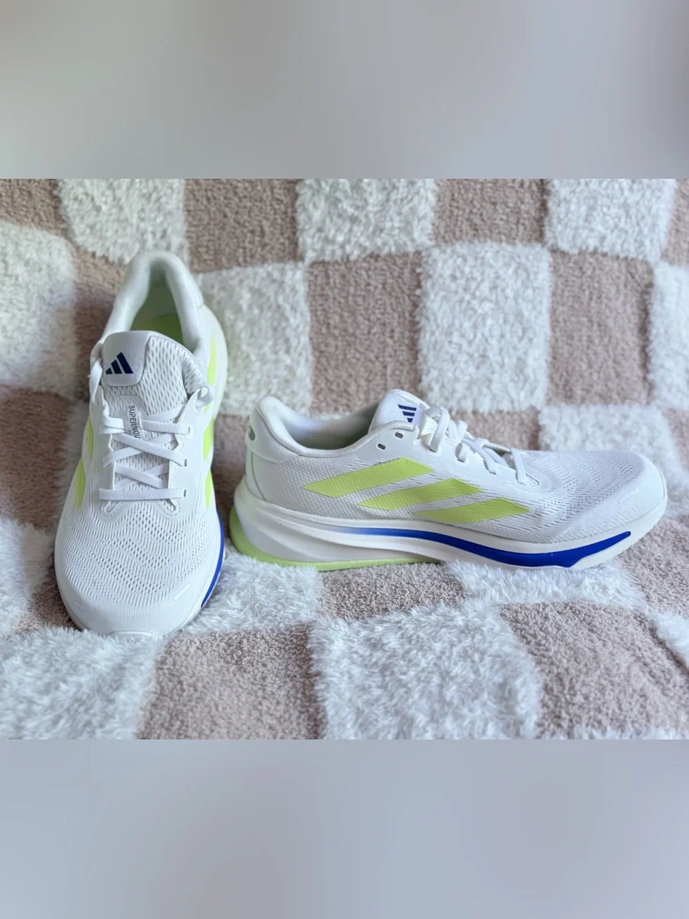 adidas Supernova Dreamstrike+ White Volt Blue Running Shoes [NWOT]